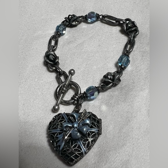 Sweet Romance Silver and Blue Bracelet - Picture 1 of 8